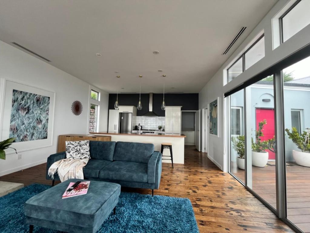The Lighthouse - Free Breakfast And Stunning Views Bed & Breakfast Christchurch Exterior foto
